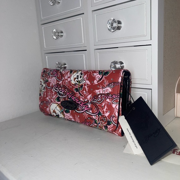 NWT Ed Hardy Skull and Rose Red Wallet - Picture 7 of 10